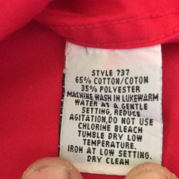 Ferrari Quebec short sleeve shirt. Used once at F1 event . Size is a Large . - Picture 7 of 7